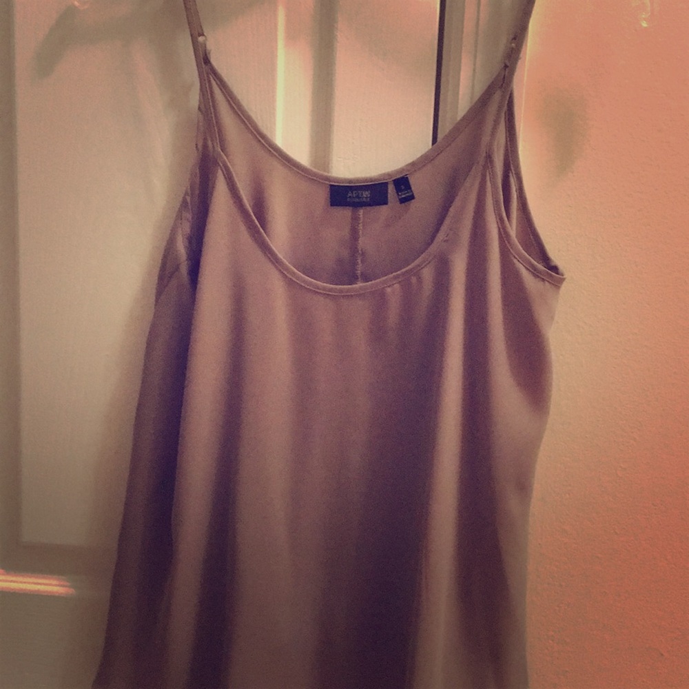 Taupe. Tank top